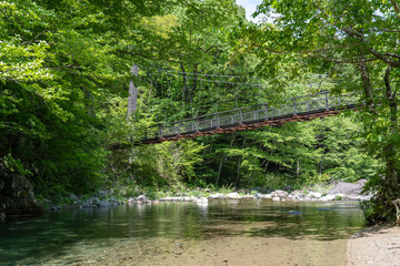 木の俣渓谷と木の俣園地の巨石吊橋・那須塩原