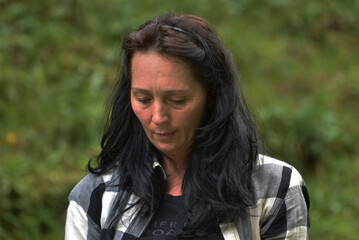 Woman preparing for photographing.