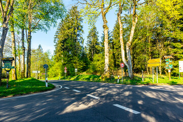 Erste Schritte auf dem Rennsteig zwischen Hörschel und Blankenstein im schönen Frühling -...