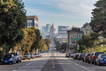 Fototapeta na wymiar Fulton Street and San Francisco City Hall
