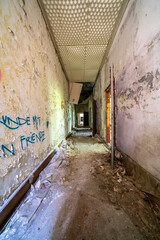 Obraz premium The Rangsdorf airfield, once a proud witness to aviation history, has a past that is more exciting than many a crime novel. Opened in 1936