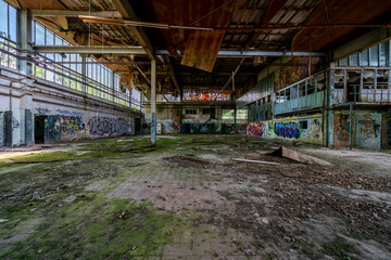 The Rangsdorf airfield, once a proud witness to aviation history, has a past that is more exciting...