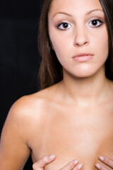 Obraz premium portrait of pretty young brunette woman