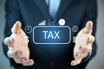 Obraz premium Busines, using Individual income tax return form online for tax payment