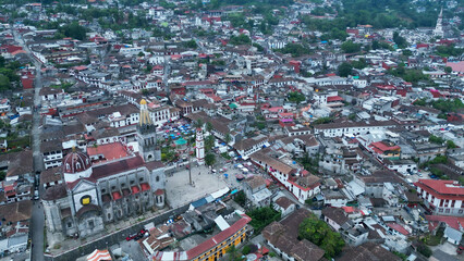 Fototapeta premium Cuetzalan Unveiled: Aerial Photography at Twilight