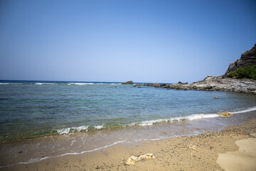 沖縄県国頭郡国頭村辺戸の辺戸岬や宇佐浜の海を地上で撮影した風景 Scenery of the sea at Cape Hendo and Usahama in Hendo, Kunigami-son, Kunigami-gun, Okinawa, photographed on the ground.