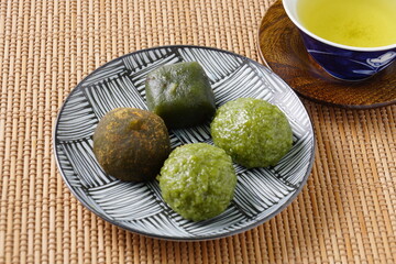 よもぎ饅頭　和菓子