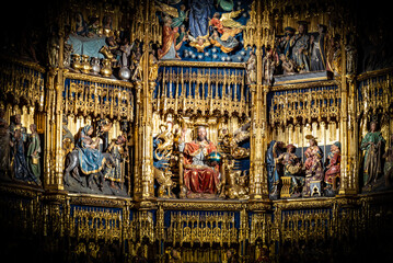 Catedral de Oviedo durante el día Asturias, España