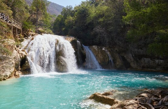 El Chiflon is a massive cascading waterfall consisting of multiple levels. It's one of Chiapas' most scenic places.
