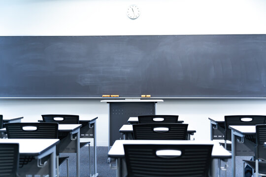 無人の学校・教室
