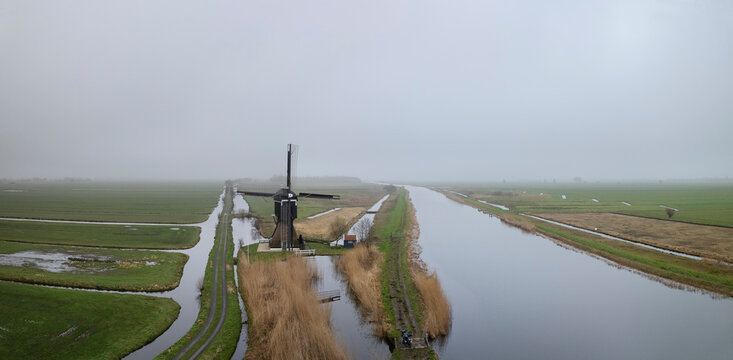 Windmill and polders, Bleskensgraaf, Netherlands