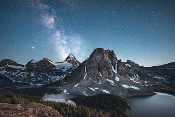 Fototapeta na wymiar Mount Assiniboine with Milky Way