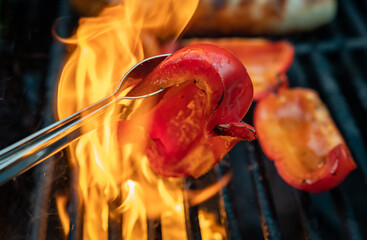 meat N vegetables on the grill