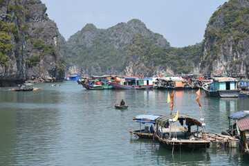 Cai Beo Floating Village, Cat Ba, Vietnam