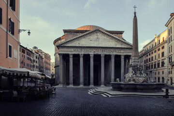 Fototapeta na wymiar Pantheon building in Rome city, Italy