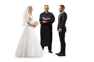 Officiating priest declaring bride and groom as a wedded couple - obrazy, fototapety, plakaty