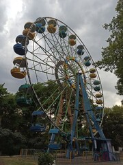 Fototapeta premium old ferris wheel in the park