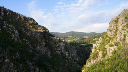 Naklejka premium Cerro da Candosa pathways
