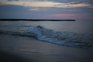 Fale Morze bałtyckie Zachód słońca