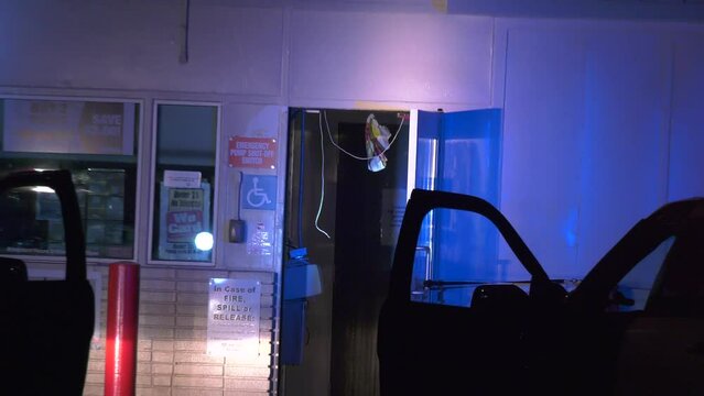 lapd officers respond to stand off