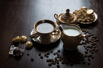 Obraz na płótnie Canvas Fragrant coffee with sweets on the table