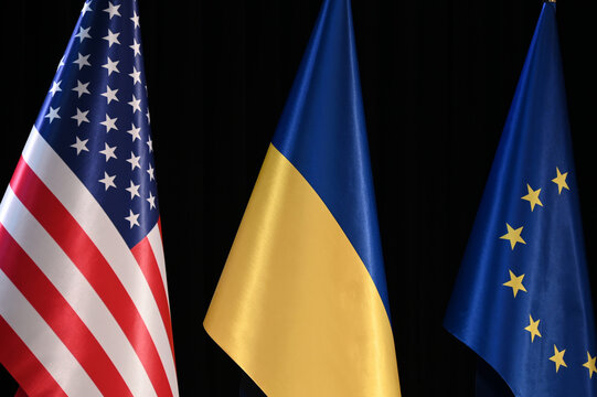 flags of ukraine usa and european union