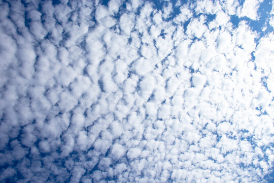 Blue skies and clouds in the Summertime.