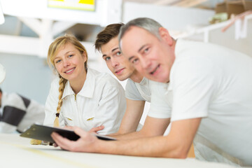 portrait of painter with apprentices