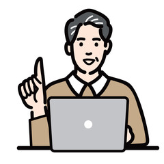 ラップトップの前に座って笑顔で提案をしている中年男性
