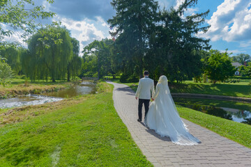 bride and groom