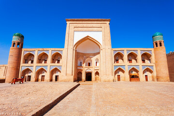 Medrese Kutlug Murad Inaka in Khiva