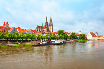 Naklejka premium Regensburg Cathedral or Saint Peter Church