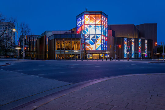 Ottawa, Ontario, 
National Arts Centre Of Ottawa Seen At Night Are Preparing To Receive Spectators