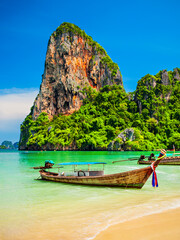 Clear water beach in Thailand - 604124899