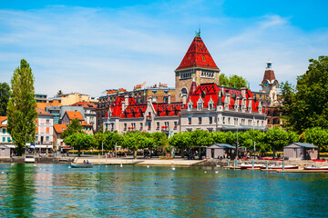 Chateau Ouchy Castle in Lausanne - obrazy, fototapety, plakaty
