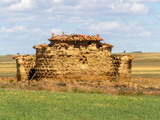 Palomar del Conjunto de palomares de la localidad de Villamayor de Campos. Zamora, Castilla y Le&oacute;n, Espa&ntilde;a.