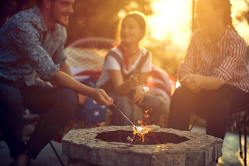 Sizzling Marshmallow Moments:An American Family's Sweet Celebration Around the Fire