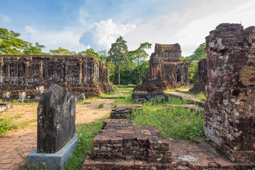 Fototapeta na wymiar MY SON SANCTUARY IS A LARGE COMPLEX OF RELIGIOUS RELICS COMPRISES CHAM ARCHITECTURAL WORKS. A UNESCO WORLD HERITAGE SITE IN QUANG NAM, VIETNAM. LOCATED ABOUT 30 KM WEST OF HOI AN ANCIENT TOWN.