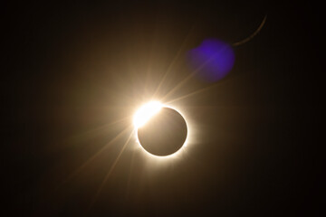 Diamon ring during the 2023 Australian total solar eclipse in Exmouth