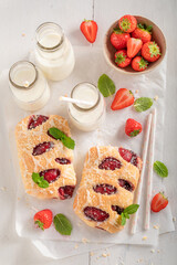 Delicious strawberry yeast cake made of berry fruits.