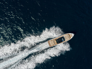 Aerial view of a luxury yacht in the mediterranean sea. napoli coast - 604376471