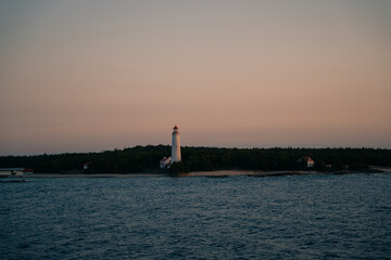 Fototapeta premium Cove Island lighthouse on Georgian Bay, Lake Huron, canada