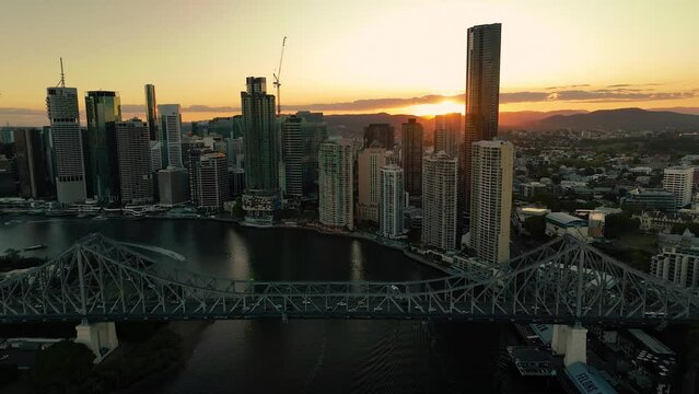 2023 - Excellent aerial footage of a skyline in Brisbane, Australia at sunset.