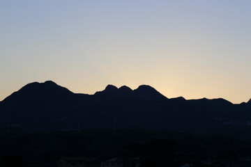 群馬県榛名山　夕焼けシュルエット
