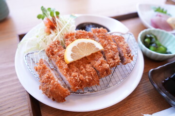 Japanese Food, Tonkatsu, Pork Cutlet - 日本料理 豚カツ 
