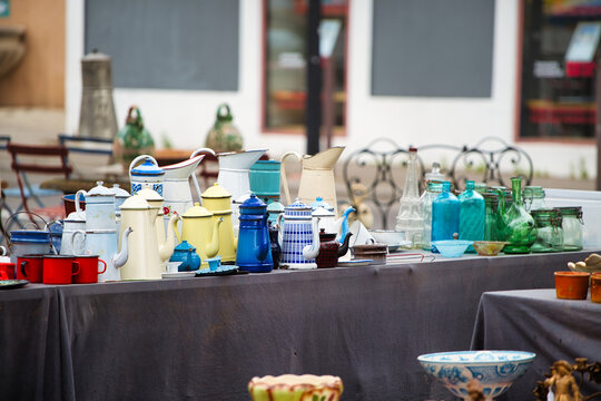 antique flea market in france 