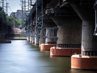 100 million pixel high-definition urban buildings and bridges