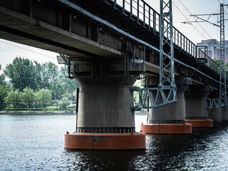 100 million pixel high-definition urban buildings and bridges