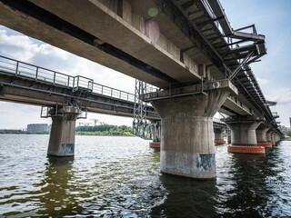 100 million pixel high-definition urban buildings and bridges