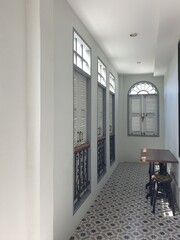 Photo of the interior of the window building Sino-Portuguese style